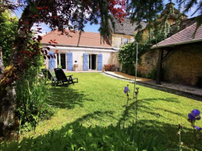 Maison familiale proche Lascaux Lou Cantou